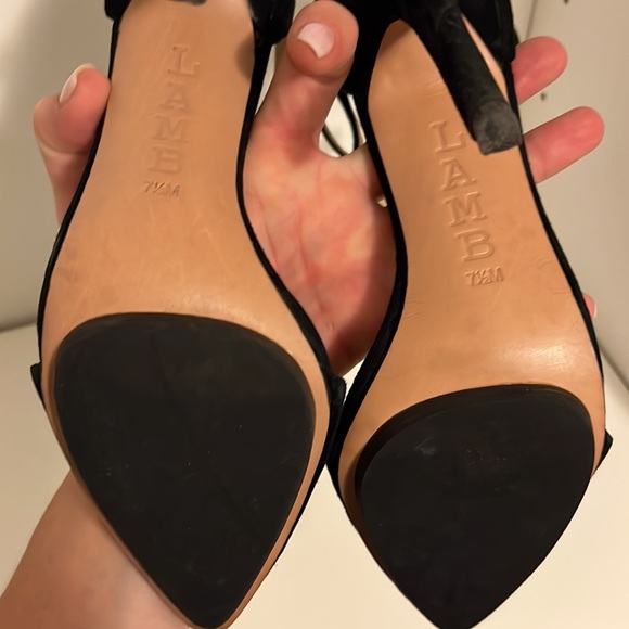 LAMB heels - Picture 3 of 3